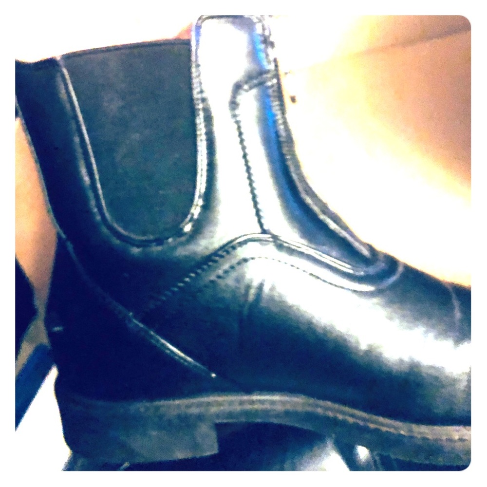 Ovation kids/women paddock boot nwot